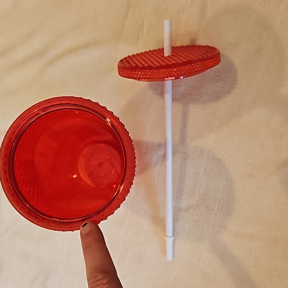 NWT ☕️ Starbucks UW-Wisconsin Madison Venti Studded Red Tumbler Cold Cup (24 oz) - Picture 8 of 8